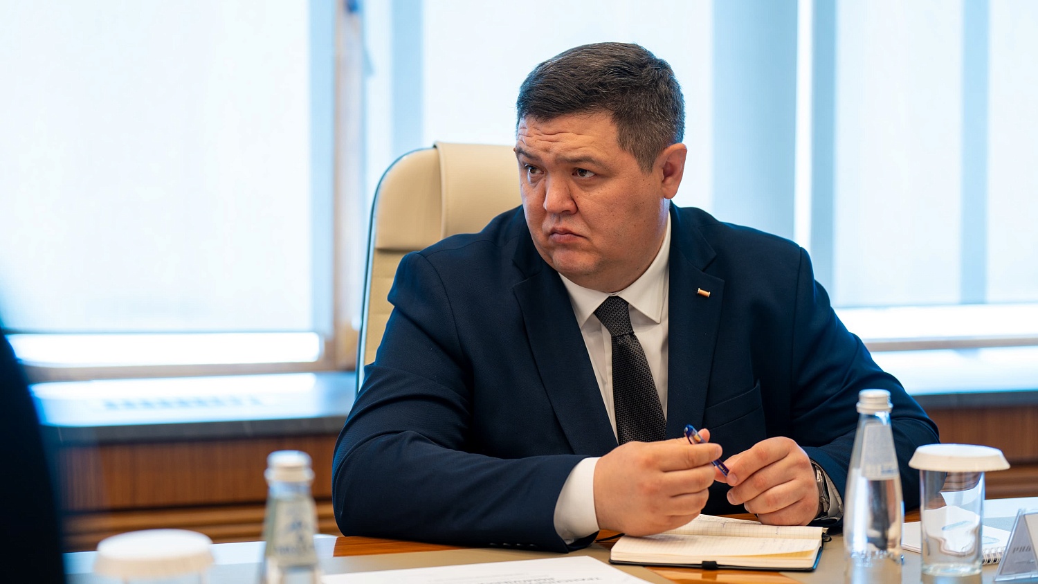 Аким Восточно-Казахстанской области Нурымбет Сактаганов провёл рабочую встречу с Председателем Правления АО «Dosjan temir joly» Нурланом Сақ.